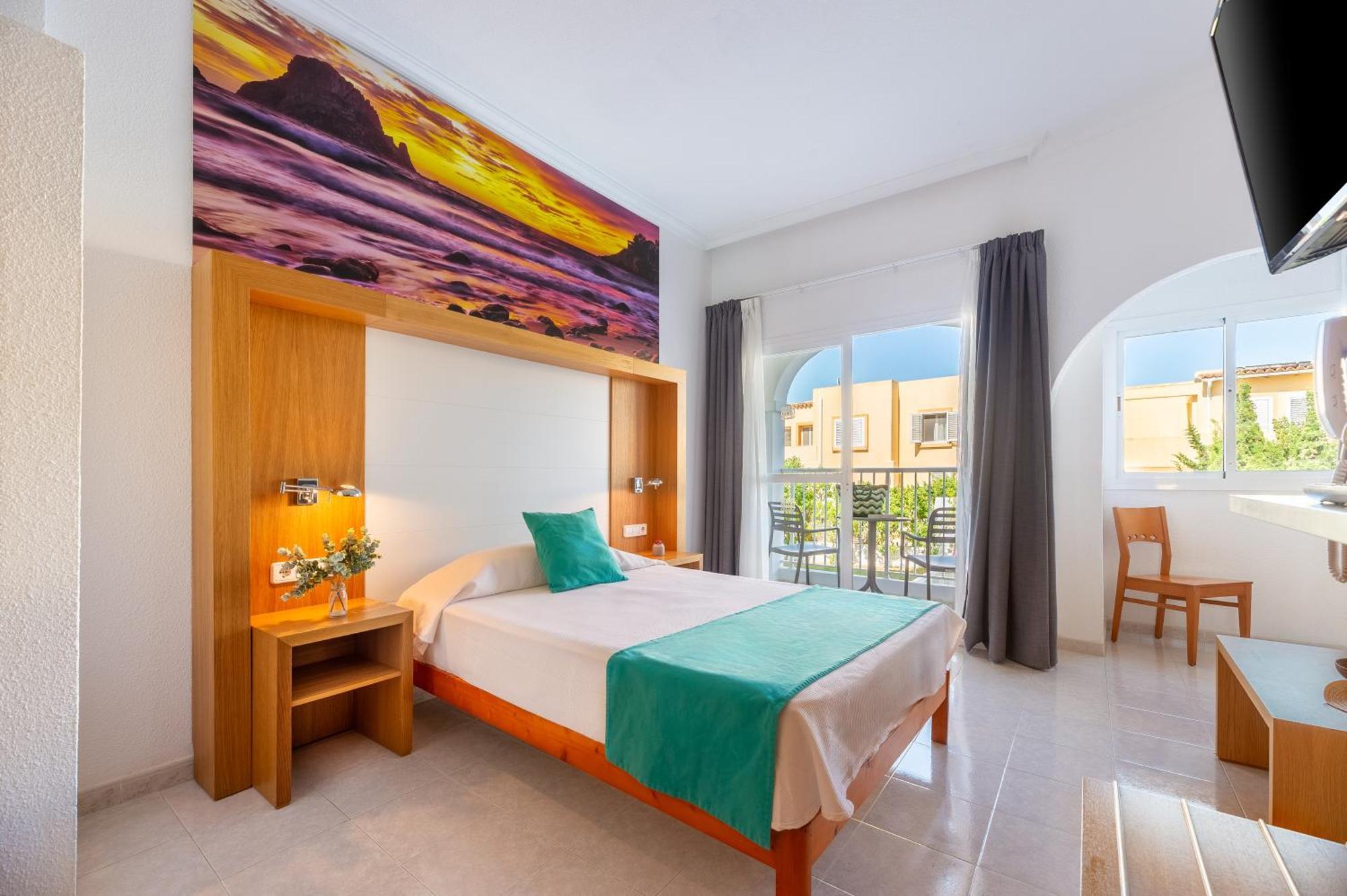 Hotel Apartamentos Vibra San Marino Sant Antoni de Portmany Zewnętrze zdjęcie